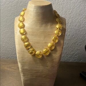 Elegant Gold Beaded Necklace